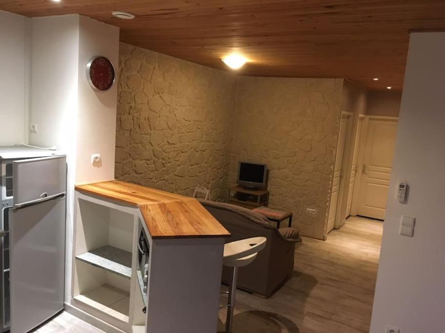 Gite Aux Aspres Logement De 65M² Fontcouverte  Екстер'єр фото