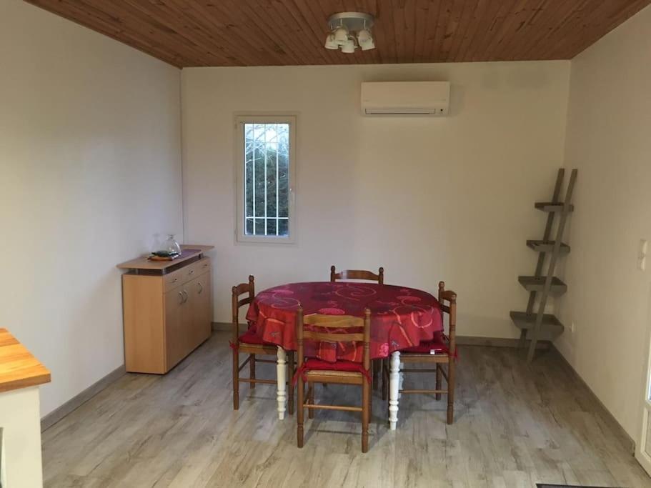 Gite Aux Aspres Logement De 65M² Fontcouverte  Екстер'єр фото